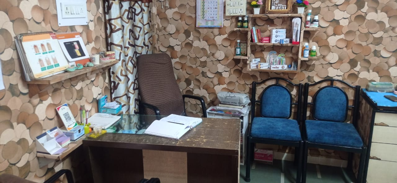 Consultation desk at Mittal Dental Clinic, Ramganj